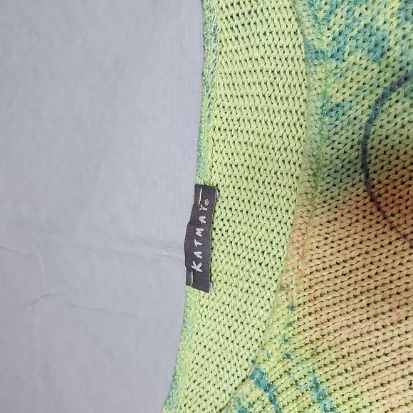 Katmai Knitted Sweater - Picture 6 of 9